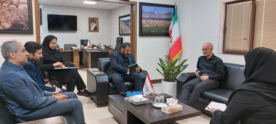 موثق ترین دیدار گرم با کارکنان روابط عمومی ایمیدرو