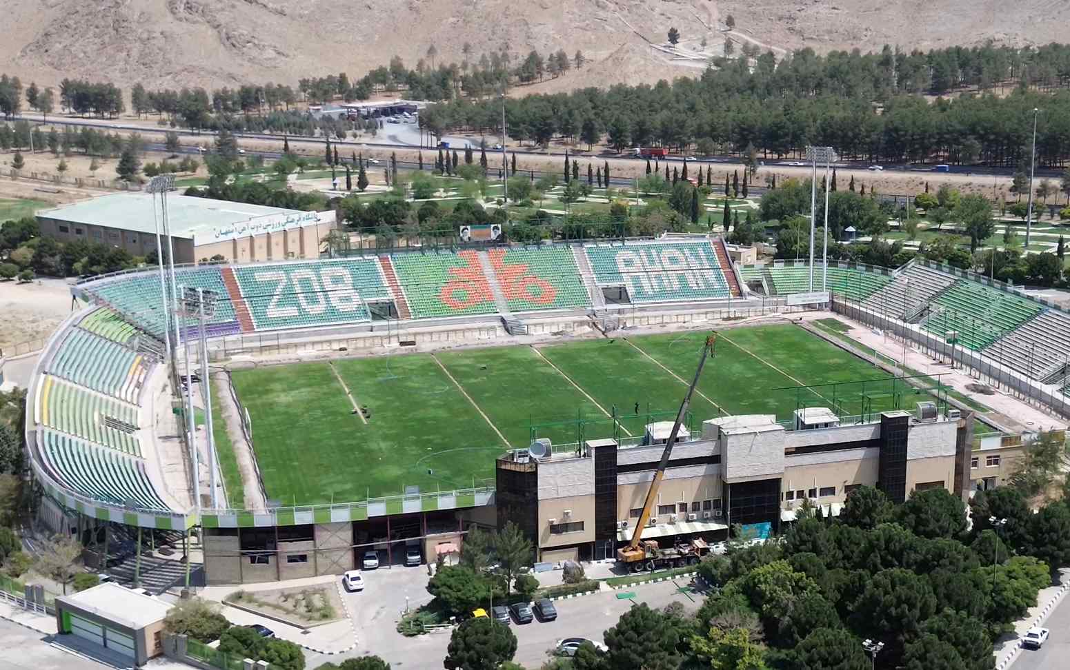 ذوب آهن اصفهان آبروی فوتبال ایران را خرید