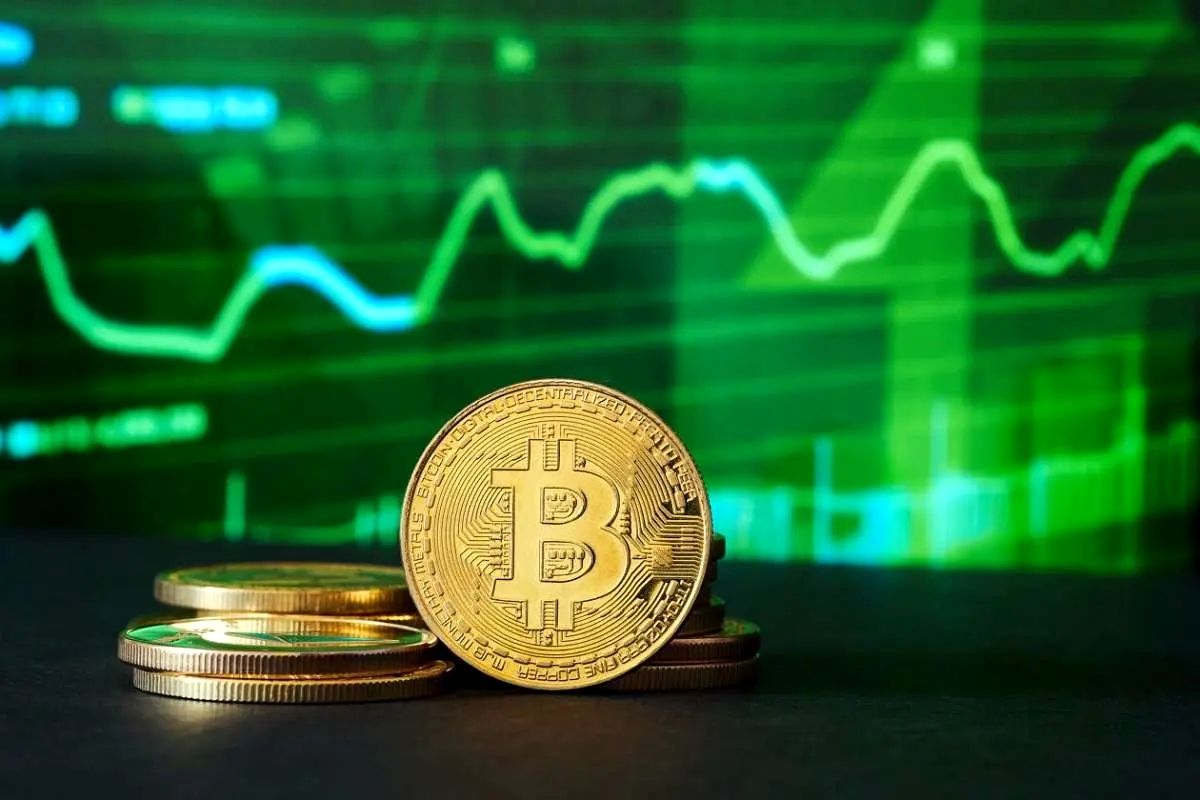 قیمت بیت کوین و ارز‌های دیجیتال امروز پنجشنبه ۳۱ اردیبهشت ۱۴۰۵ + جدول