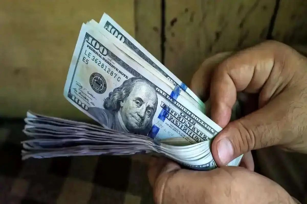 قیمت دلار و یورو امروز چهارشنبه ۶ خرداد ۱۴۰۵ + جدول