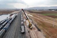 ریل گذاری فاز نخست قطار شهری كرمانشاه با ریل ذوب آهن اصفهان