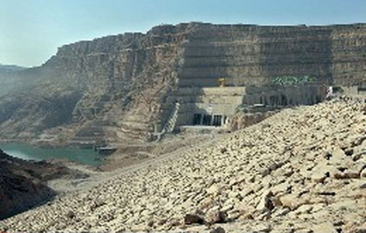 بحران آب در تهران: ذخیره سدها تنها ۱۴ درصد باقی مانده است