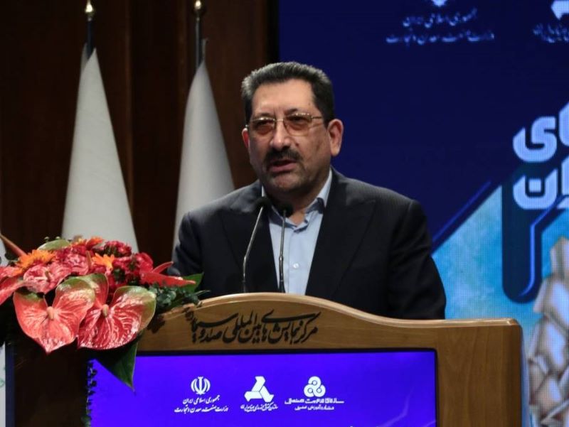 وعده وزیر صمت به تولیدکنندگان: پرداخت بسته ۷۰۰ همتی حمایت از تولید، طی هفته جاری آغاز می‌شود