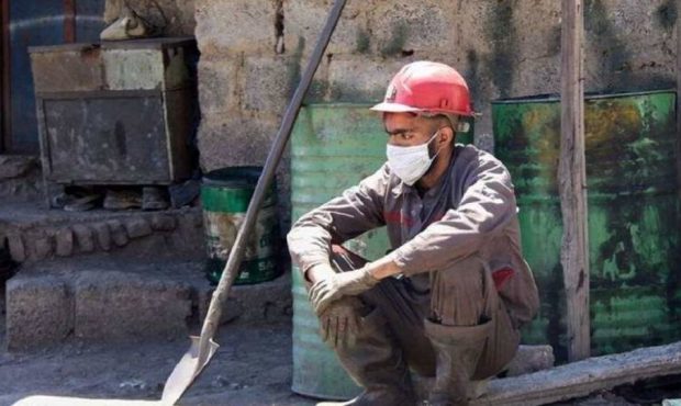 دستمزد کارگران چقدر بالا میرود؟ دستمزد کارگران چقدر بالا میرود؟