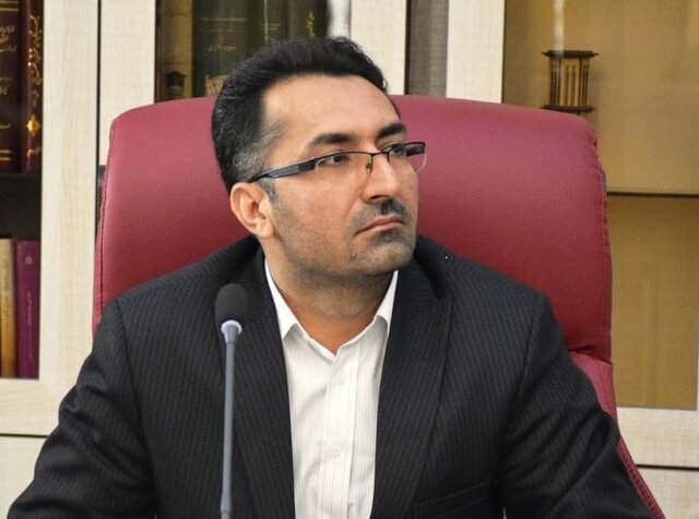 رسوب ۵۰۰۰ خودرو زیر آفتاب هرمزگان و هزینه روزانه ۲ میلیونی پارکینگ!