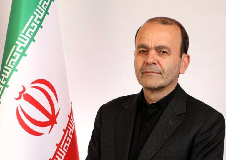 اثبات ناکارآمدی مدیریت دولتی در صنعت خودروسازی/ دقت و نظارت دقیق در خصوصی سازی