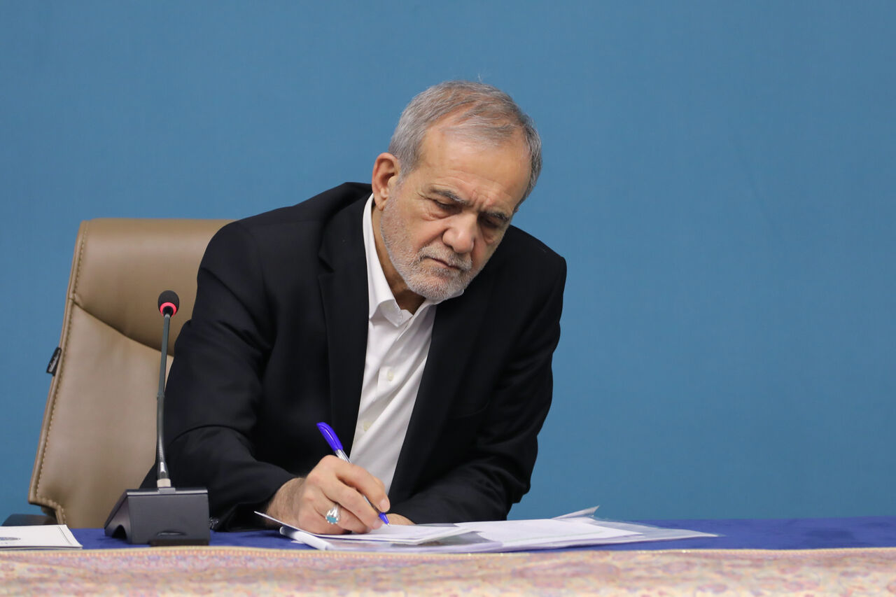 پزشکیان درباره دستور مذاکره با آمریکا توئیت جدید زد