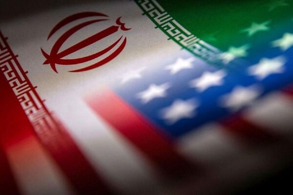 رهبری، دست دولت برای مذاکره با ترامپ باز است