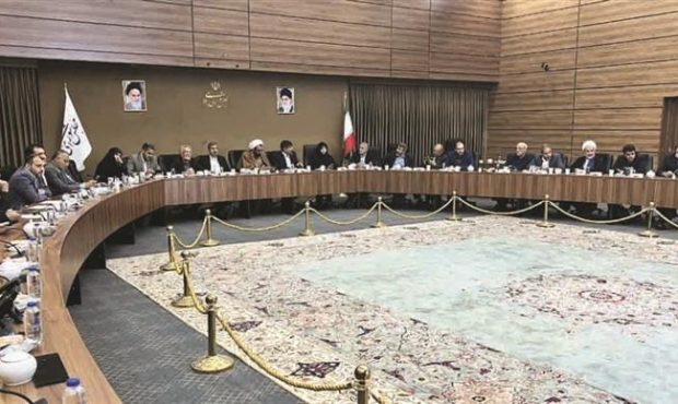 فولاد مباركه؛ همچنان پای‌كار پروژه انتقال آب از دریای عمان به صنایع اصفهان