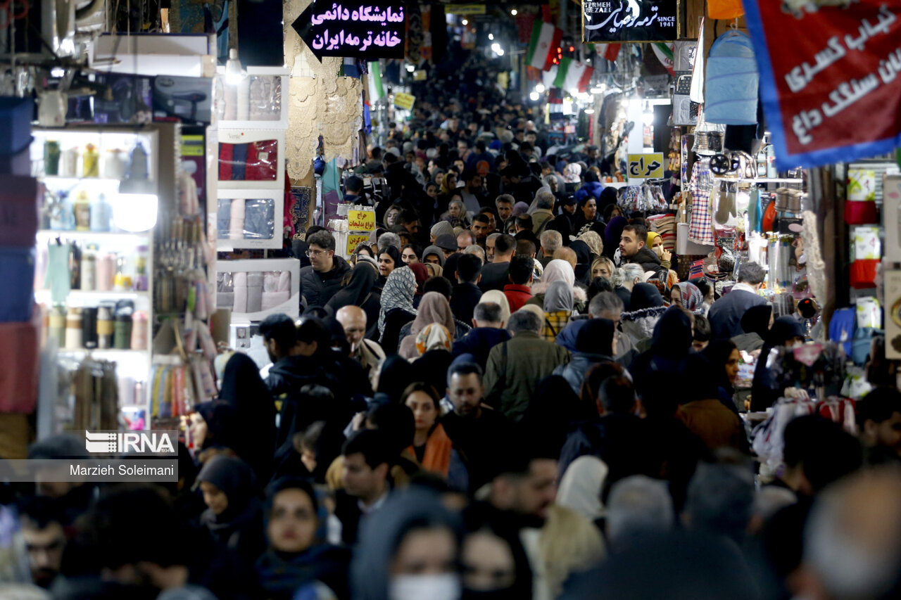 اشتغالزایی و سرمایه‌گذاری تولیدی دو کلید حل بحران کاهش جمعیت در ایران
