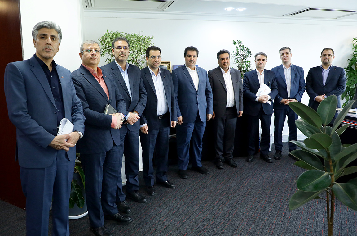 دیدار مدیرعامل بانک رفاه کارگران با مدیرعامل شرکت پتروشیمی نوری