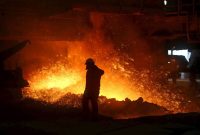 رکورد ۱۵ میلیون‌تنی فولاد در6 ماهه پرچالش