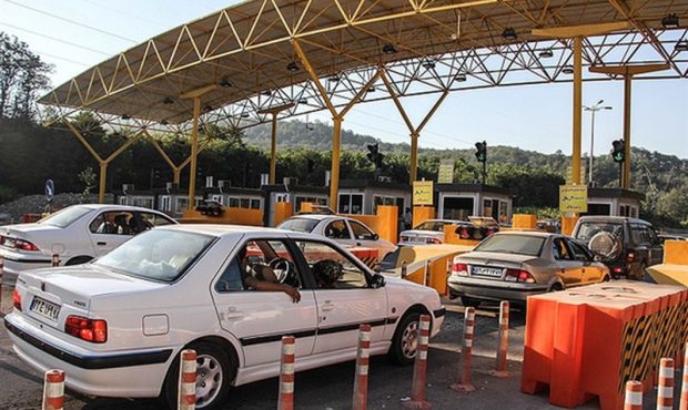 بدهی سنگین عوارض آزادراهی، مجوز دریافت دستی را کلید زد