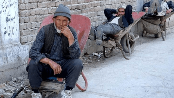 بازگشت دوباره اتباع خارجی به‌ چرخه کار