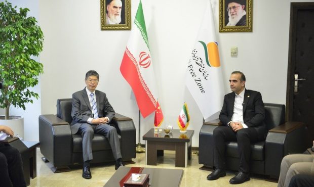 اعمال تخفیف در مسیر كریدوری، همكاری در مسیر پارك لجستیك و احداث شهرك صنعتی چینی سه محور همكاری اعمال تخفیف در مسیر كریدوری، همكاری در مسیر پارك لجستیك و احداث شهرك صنعتی چینی سه محور همكاری