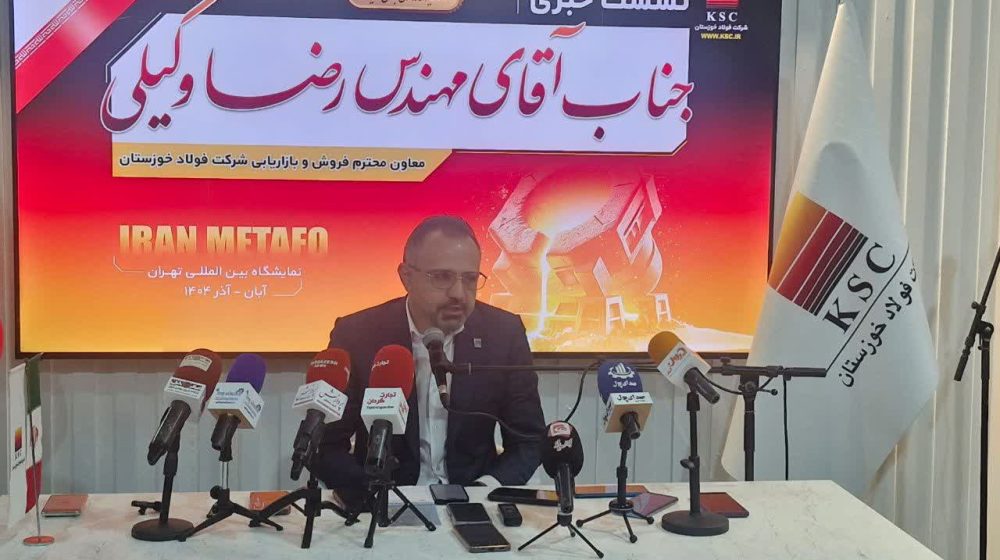 وکیلی: نرخ ارز تکلیفی صادرات فولاد را غیراقتصادی کرد