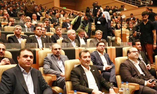 با حضور مدیرعامل شرکت فولاد هرمزگان؛ بیست و هفتمین سمپوزیوم فولاد کیش آغاز شد با حضور مدیرعامل شرکت فولاد هرمزگان؛ بیست و هفتمین سمپوزیوم فولاد کیش آغاز شد