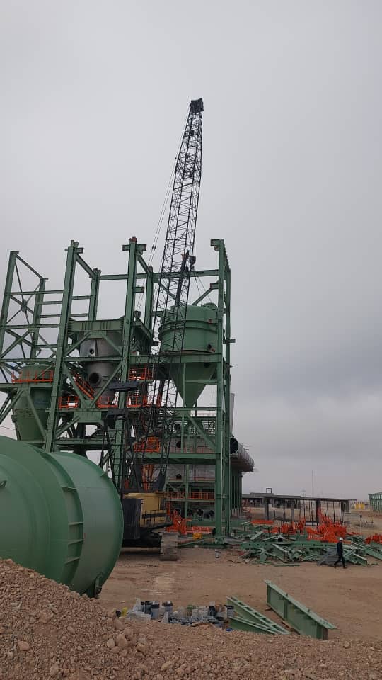 استقرار تجهیز Top Gas Scrubber در سازه کوره پروژه/ احیاء اقلید توسط صنایع ساخت ایکا 1 WhatsApp Image 2025 12 22 at 22.22.47