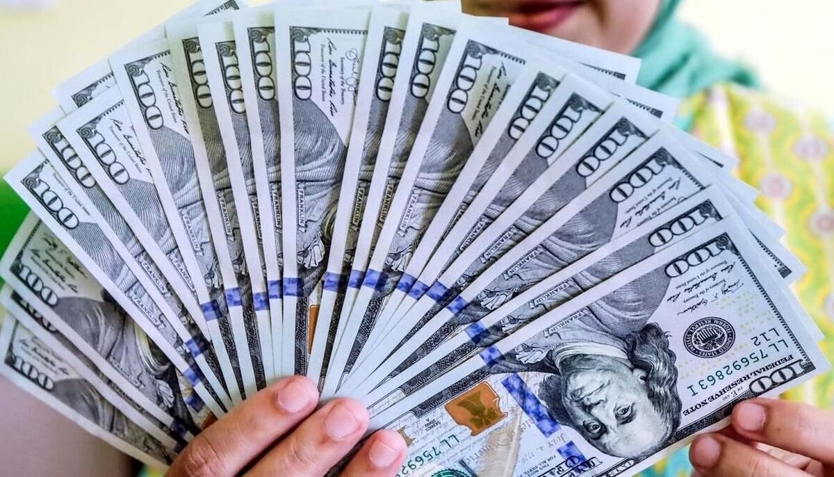 تراستی‌ها چه بلایی سر بازار ارز آوردند؟