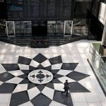 عقب‌نشینی هیجان، ورود پول هوشمند و قدرت‌نمایی غول‌های بازار