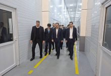 وزیر صمت از واحد‌های تولیدی در دوشنبه تاجیکستان بازدید کرد