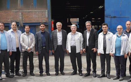 رئیس و عضو کمیسیون صنایع و معادن مجلس از شرکت ایران یاسا بازدید کردند