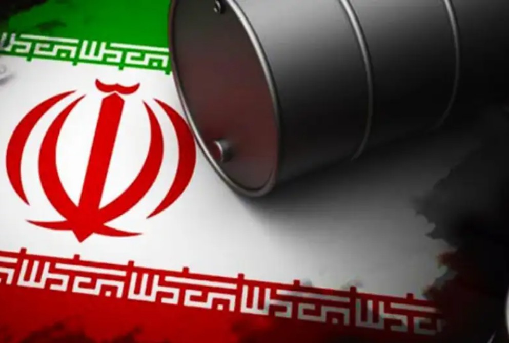 ترس از تنش ایران و آمریکا، موتور رشد قیمت نفت را روشن کرد