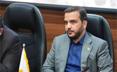 تسهیل اعتبار بانکی برای صنایع فولادی استان همچون فولاد خوزستان الزامی است