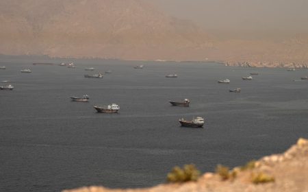 جنگ ایران، روابط راهبردی کشورهای خلیج فارس با آمریکا را تحت فشار قرار داد