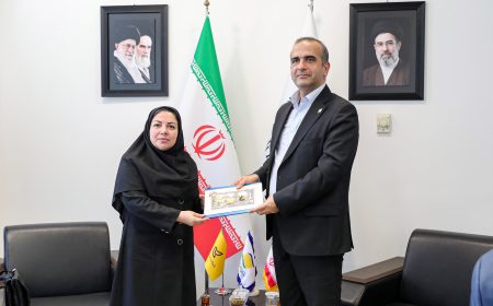 امضای تفاهم‌نامه همکاری میان سازمان منطقه آزاد انزلی و شرکت ملی پست