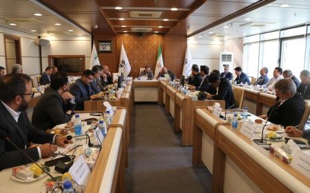 نشست هم‌اندیشی مدیران عامل شرکت‌های تابعه «وصندوق» برگزار شد