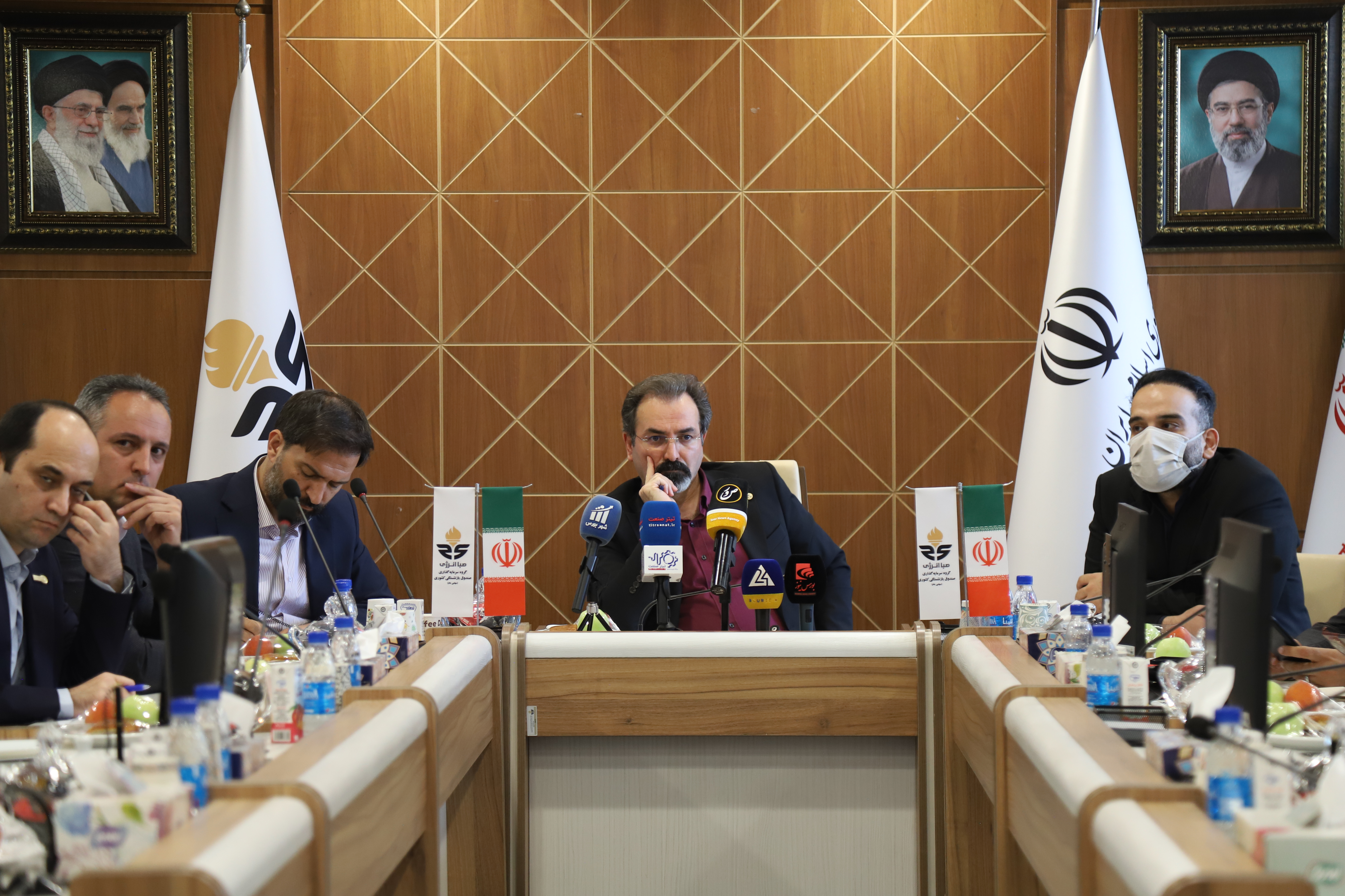 در نشست هماندیشی مدیرعامل هلدینگ صبا انرژی با فعالان بازار سرمایه چه گذشت؟+ فیلم