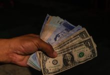 چگونه نرخ ارز بر اقتصاد کشورها اثر میگذارد؟