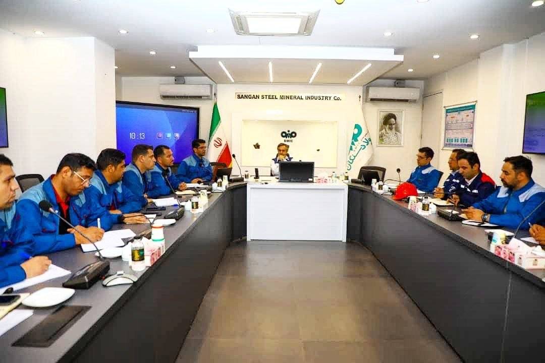 برگزاری نشست هم‌افزایی و تبیین استانداردهای نظارتی (HSE) در فولاد سنگان