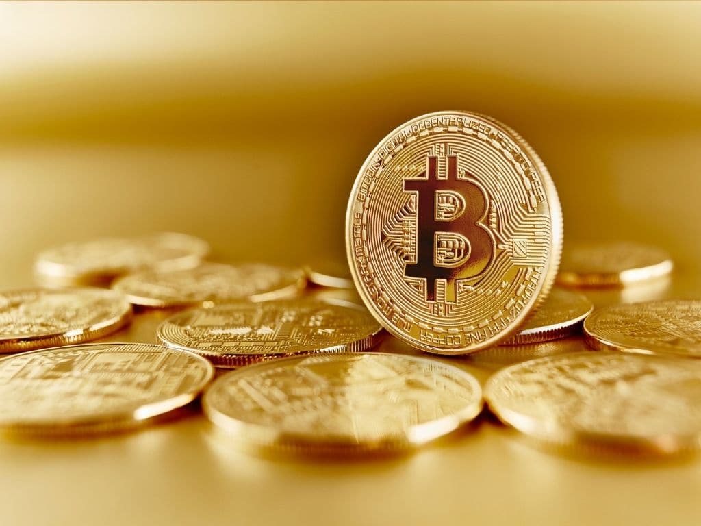 بیت‌ کوین در محدوده ۶۴ هزار دلار، بازار در انتظار محرک جدید