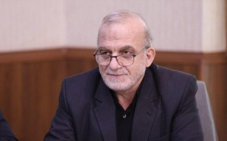 خسارت قطعی برق و گاز صنایع باید طبق قانون جبران شود