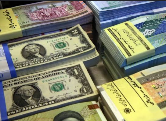 عرضه ارز بالا رفت؛ بازار آرام نشد