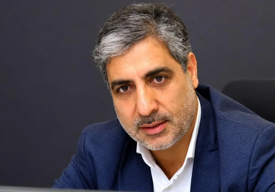 تنوع‌بخشی به بازارهای فروش را با جدیت در فولاد سنگان دنبال می‌کنیم
