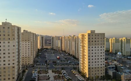 قیمت مسکن در هفته پایانی مرداد ۱۴۰۵؛ فروشندگان عقب نشستند یا قیمت‌ها بالا رفت؟