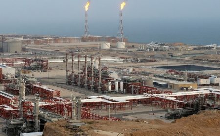 قیمت نفت ۷۰، ۸۰ و ۹۰ دلاری؛ کدام صنایع بورس ایران برنده و بازنده‌اند؟