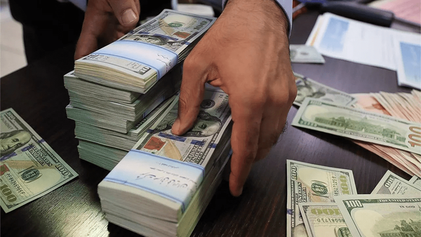 نرخ تسعیر دلار ۱۴۱ درصد بالا رفت