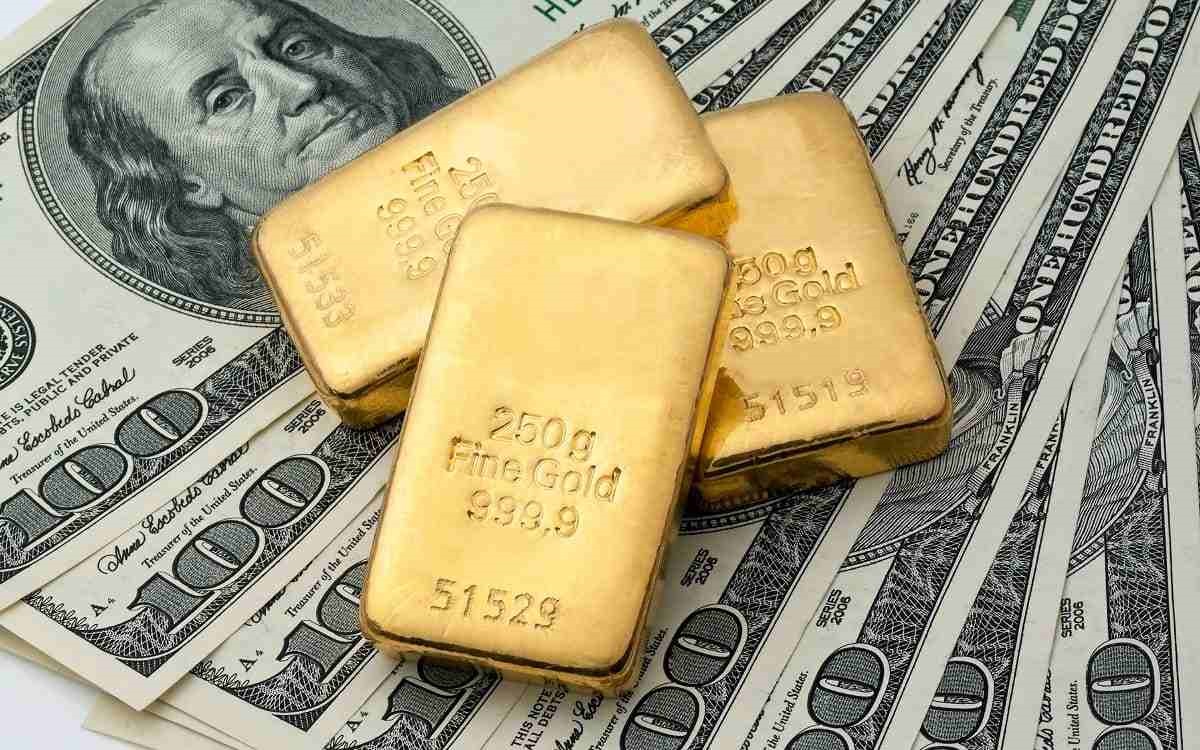 پرواز طلا با سوخت دلار