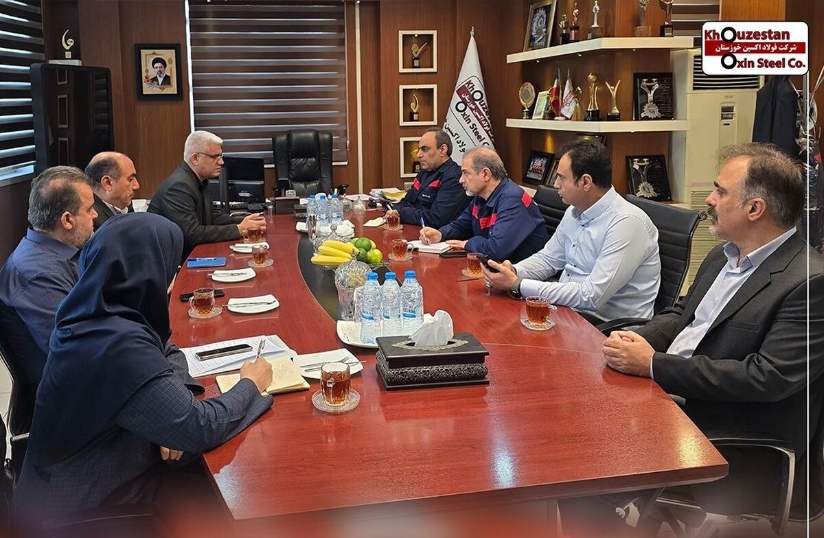 بررسی ظرفیتهای توسعه حملونقل ریلی در فولاد اکسین خوزستان