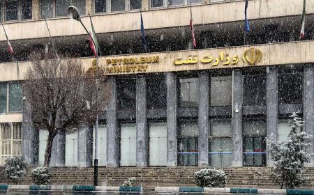 از زمزمه استعفا تا توقف بارگیری نفت؛ وزارت نفت به بورد رسید