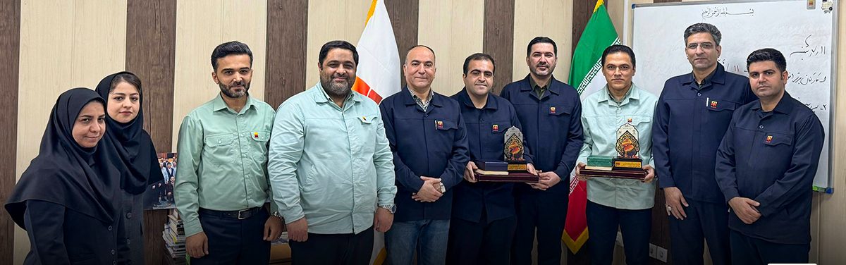 تقدیر از کارکنان برتر فولاد شادگان؛ تاکید بر مسئولیت‌پذیری و رشد فردی